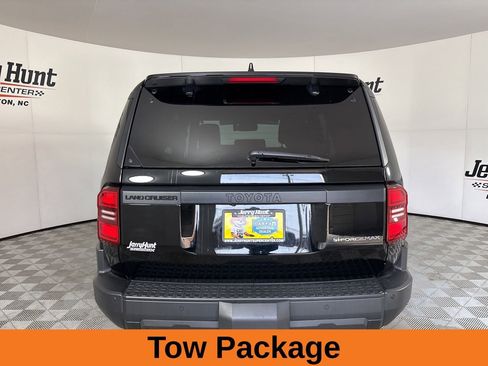 Used 2025 Toyota Land Cruiser image 6