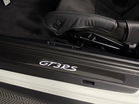 Certified 2019 Porsche 911 GT3 RS image 24