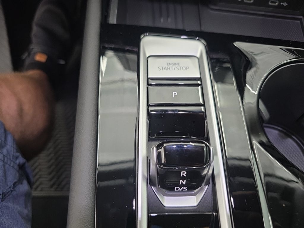 New 2026 Volkswagen Atlas SEL AWD/4WD image 42