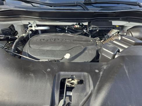 Used 2016 Honda Pilot Touring image 33