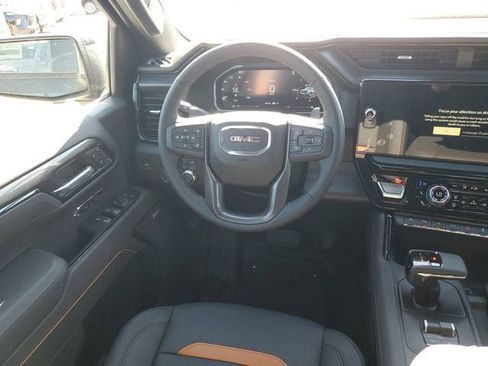 New 2026 GMC Sierra 1500 AT4 w/ AT4 Premium Package AWD/4WD image 14