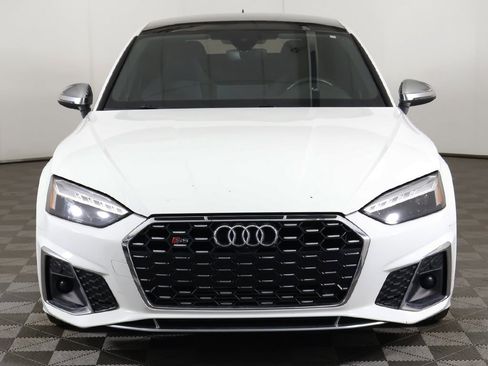 Used 2022 Audi S5 Premium image 11