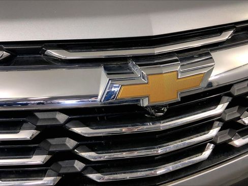 Used 2025 Chevrolet Equinox LT image 28