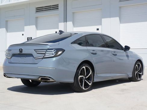 Used 2022 Honda Accord Sport image 12