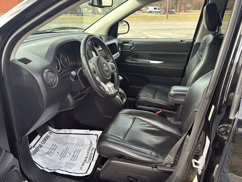 Used 2015 Jeep Compass High Altitude image 13