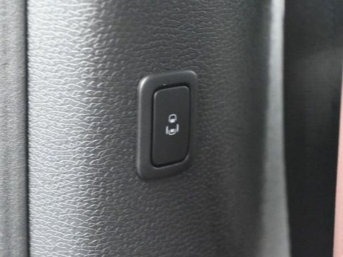 New 2025 Volkswagen ID. Buzz Pro S image 14