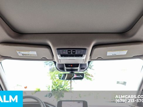 Used 2022 Nissan Rogue Platinum w/ Head-Up Display Package image 55