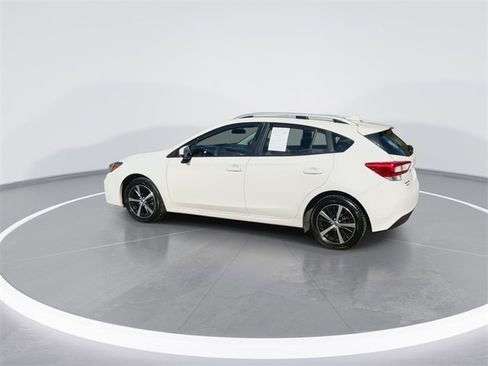 Used 2019 Subaru Impreza 2.0i Premium image 7