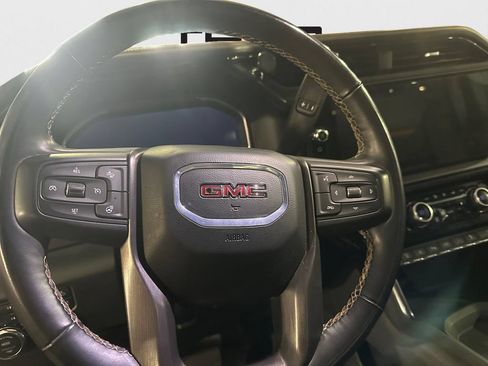 Used 2024 GMC Sierra 2500 AT4 w/ AT4 Premium Plus Package AWD/4WD image 16