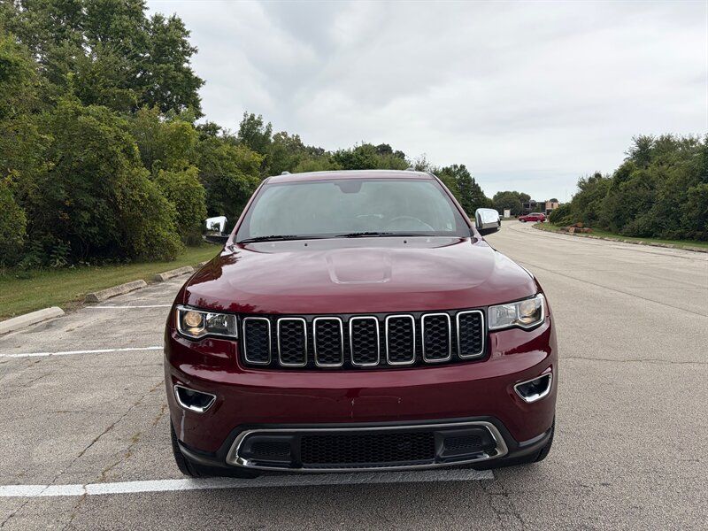 Used 2017 Jeep Grand Cherokee Limited AWD/4WD image 10