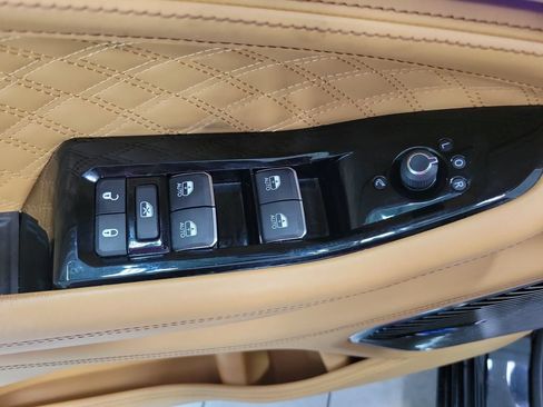Used 2023 Jeep Grand Cherokee Summit AWD/4WD image 32