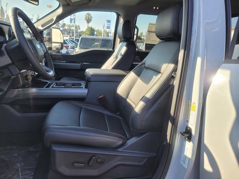 New 2026 Ford F250 4x4 Crew Cab Super Duty image 10