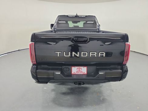 Used 2024 Toyota Tundra Platinum AWD/4WD image 5