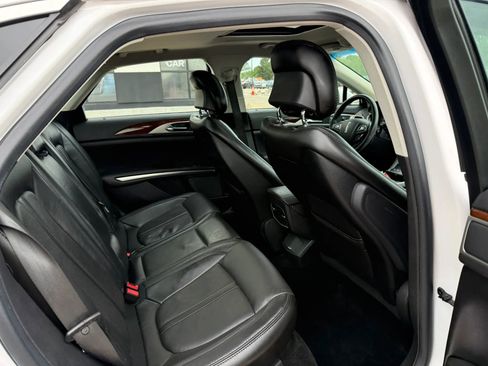 Used 2014 Lincoln MKZ AWD w/ Equipment Group 102A Reserve image 21