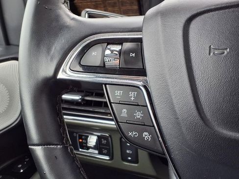 Certified 2022 Lincoln Navigator Black Label AWD/4WD image 15