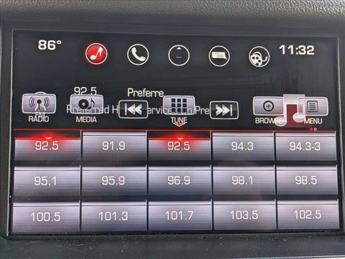 Used 2016 GMC Yukon XL SLT w/ Open Road Package AWD/4WD image 11
