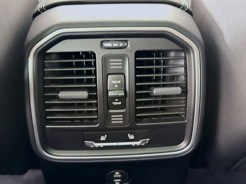 New 2026 Porsche Macan S image 27