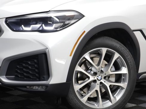 Used 2021 BMW X6 xDrive40i w/ Premium Package 2 AWD/4WD image 3