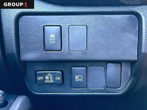 Certified 2023 Toyota Tacoma SR5 w/ SX Package AWD/4WD image 34