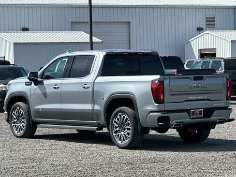 Used 2025 GMC Sierra 1500 Denali Ultimate image 5