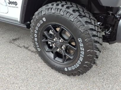 New 2026 Jeep Gladiator Sport