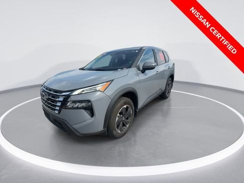 Certified 2026 Nissan Rogue SV AWD/4WD image 4