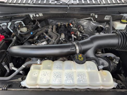 Used 2024 Ford Expedition Max Limited image 10