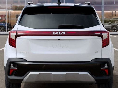 New 2026 Kia Seltos S image 13