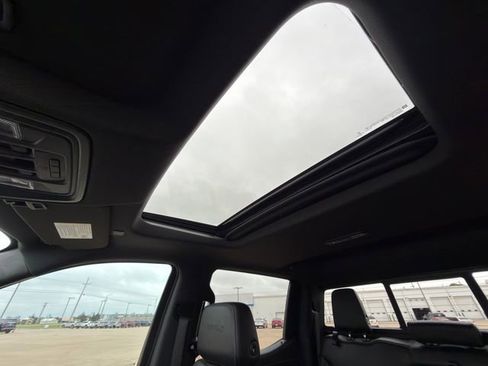 Used 2020 GMC Sierra 1500 AT4 w/ AT4 Premium Package image 38