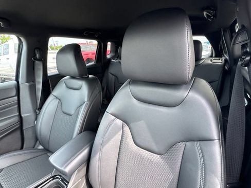 New 2026 Jeep Compass Latitude AWD/4WD image 11