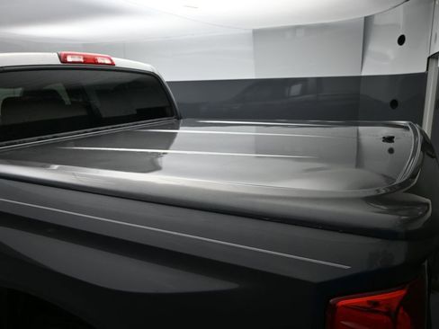 Used 2014 Toyota Tundra SR5 w/ SR5 Upgrade Package image 9