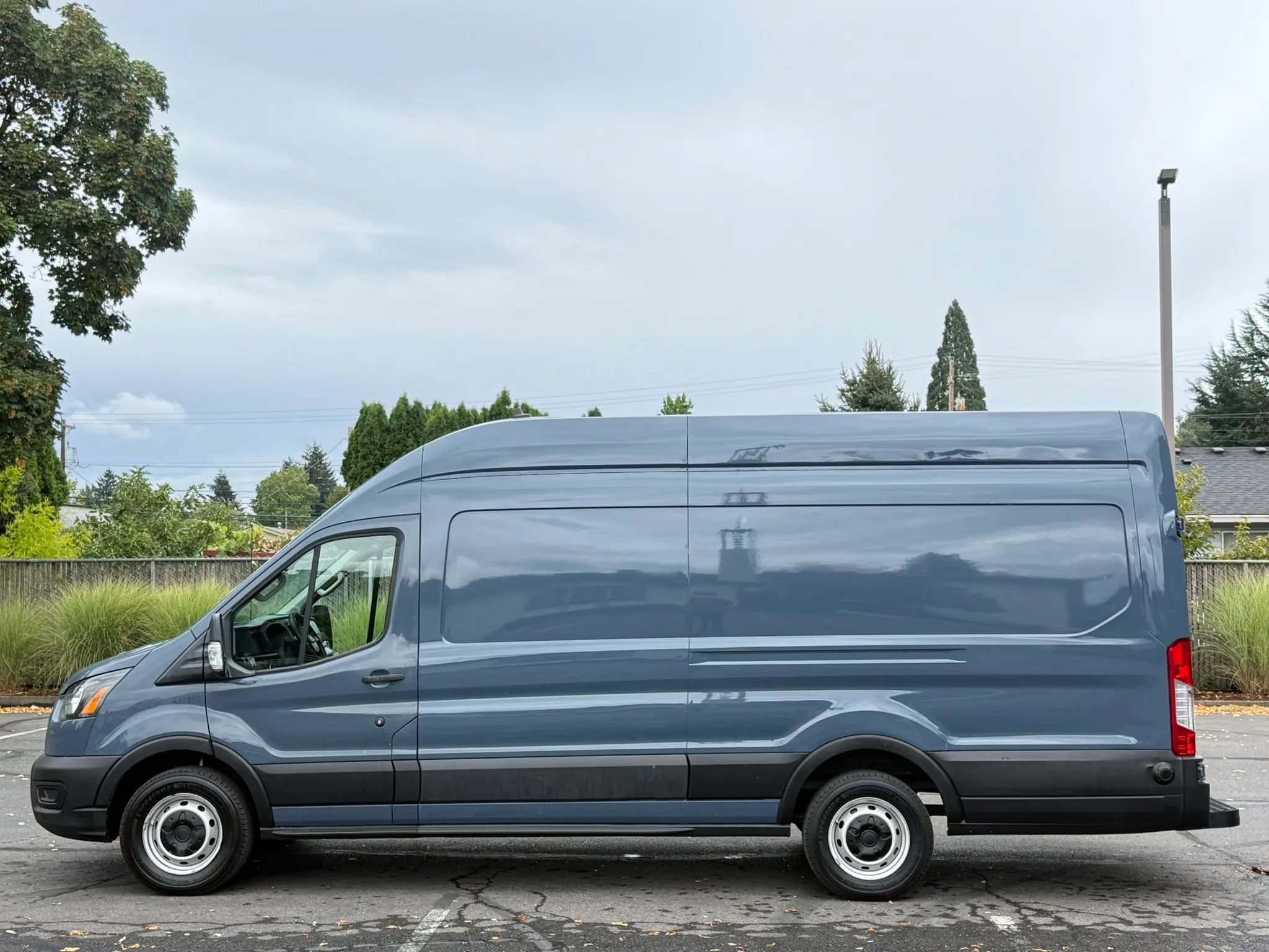 Used 2020 Ford Transit 250 148 High Roof Extended RWD image 2