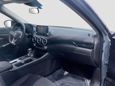 Used 2025 Nissan Sentra SR w/ Midnight Edition FWD image 28