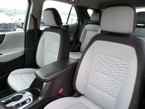 Used 2018 Chevrolet Equinox LS FWD image 11