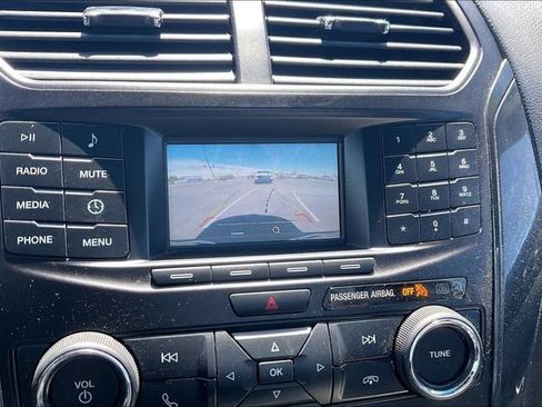 Used 2018 Ford Explorer 4WD image 23