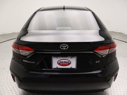 Used 2024 Toyota Corolla LE FWD image 10