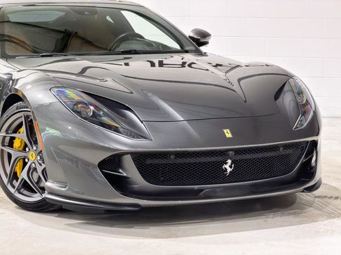 Used 2020 Ferrari 812 Superfast image 23