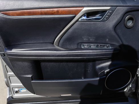 Used 2020 Lexus RX 350L FWD w/ Premium Package image 25