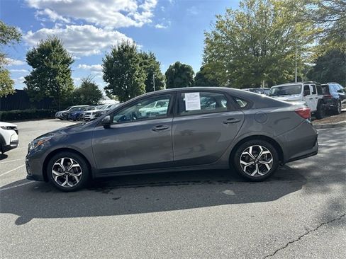 Used 2019 Kia Forte LXS image 2