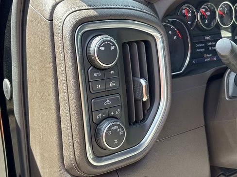 Used 2019 Chevrolet Silverado 1500 LT w/ All-Star Edition AWD/4WD image 17