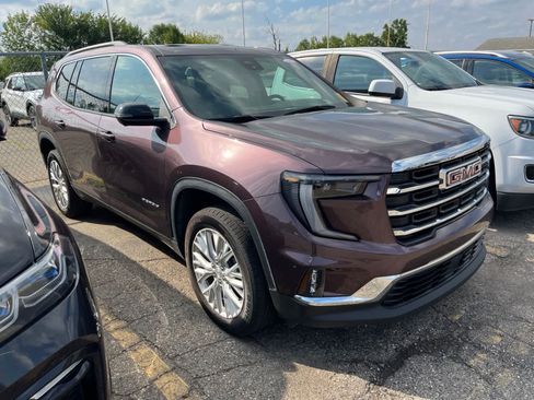 Used 2024 GMC Acadia Elevation AWD/4WD image 18