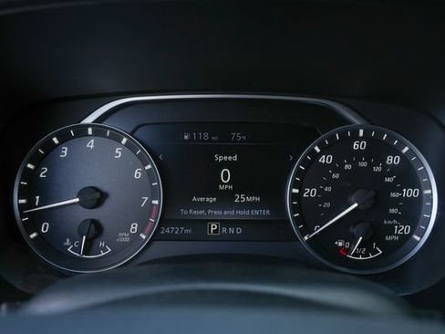 Used 2022 Nissan Frontier SV RWD image 48
