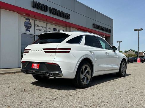 Used 2026 Genesis GV70 2.5T Advanced AWD/4WD image 6