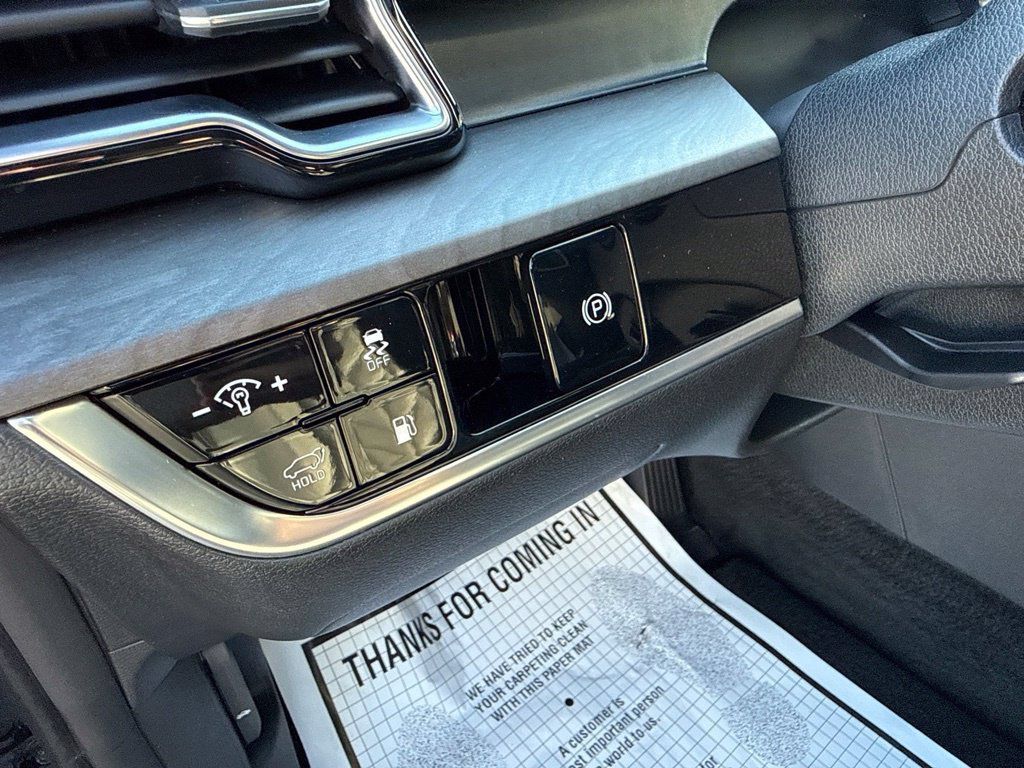 Used 2023 Kia Sportage X-Line AWD/4WD image 23