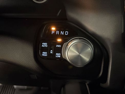 Used 2021 RAM 1500 Laramie w/ Sport Appearance Package AWD/4WD image 24