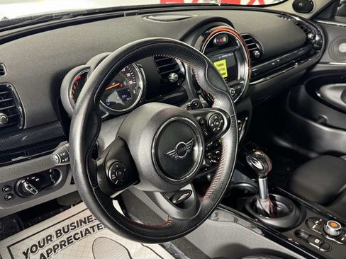 Used 2019 MINI Cooper Clubman S w/ Premium Package FWD image 13