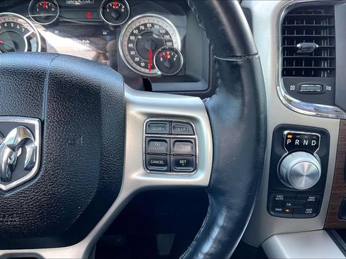 Used 2014 RAM 1500 Laramie w/ Convenience Group AWD/4WD image 11