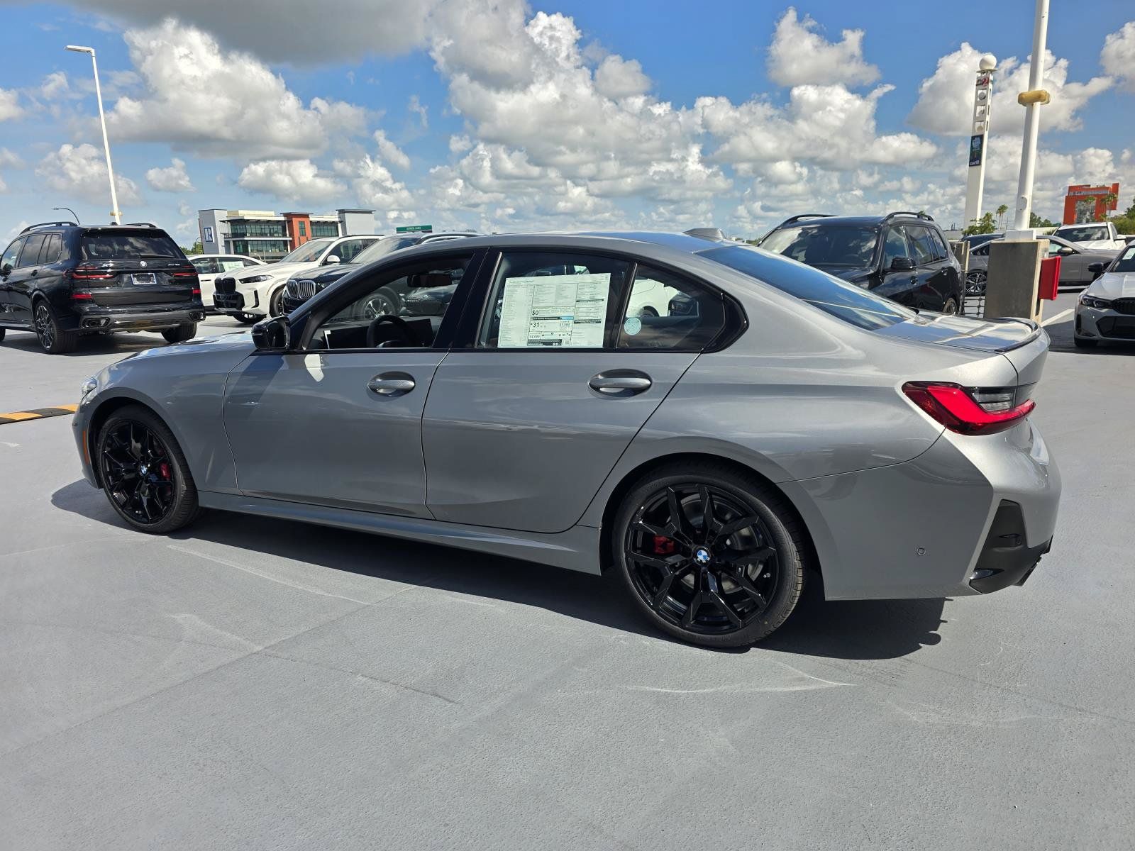 New 2026 BMW 330i Sedan w/ M Sport Package RWD image 5