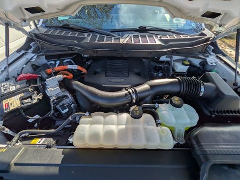 Certified 2023 Ford F150 XLT w/ Equipment Group 302A High image 11