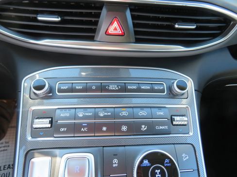 Used 2023 Hyundai Santa Fe SEL w/ Premium Package image 32